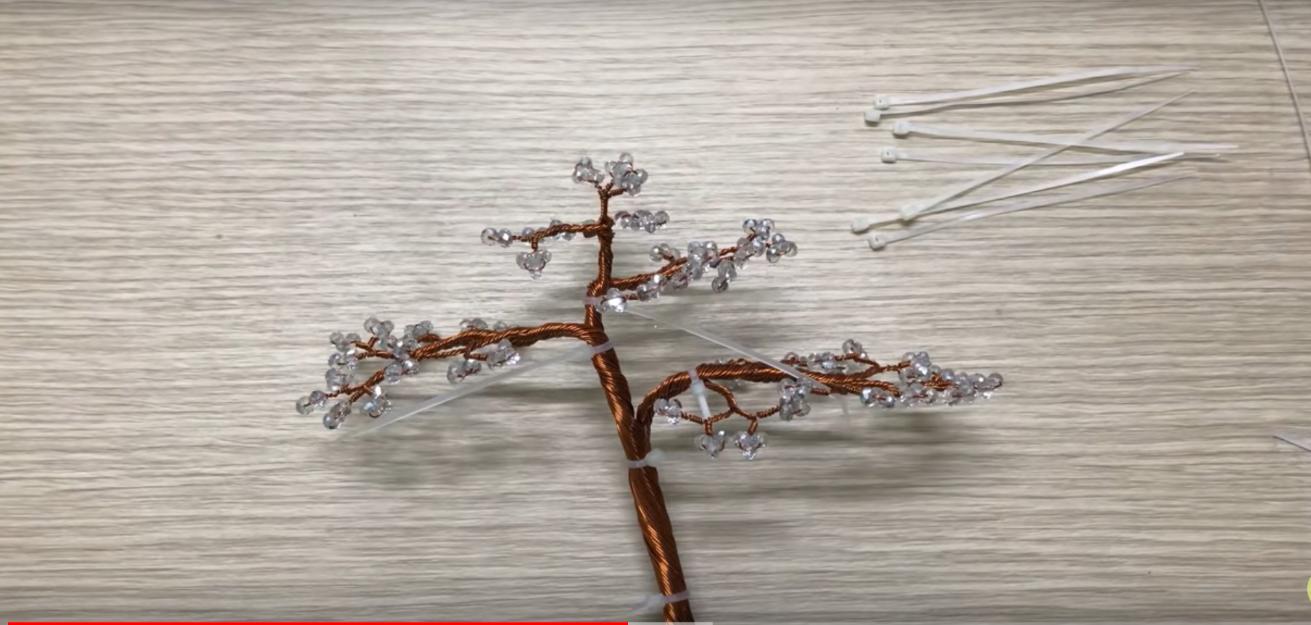 Cây bonsai hạt cườm mini tuyệt đẹp cho ngày tết
