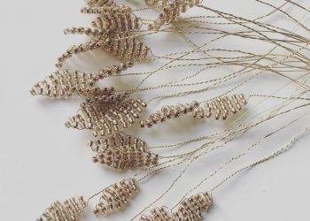 Tiếp thêm năng lượng với bình hoa bông lau hạt cườm