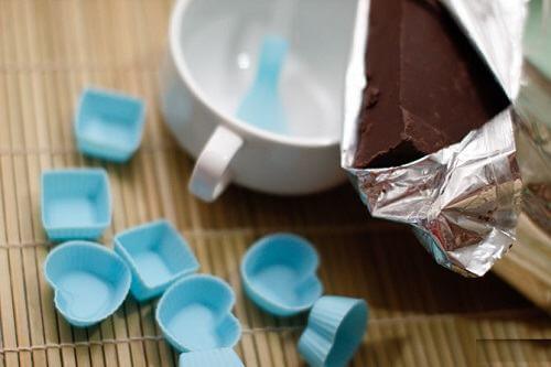 Nguyên vật liệu làm socola handmade (Nguồn: Internet)