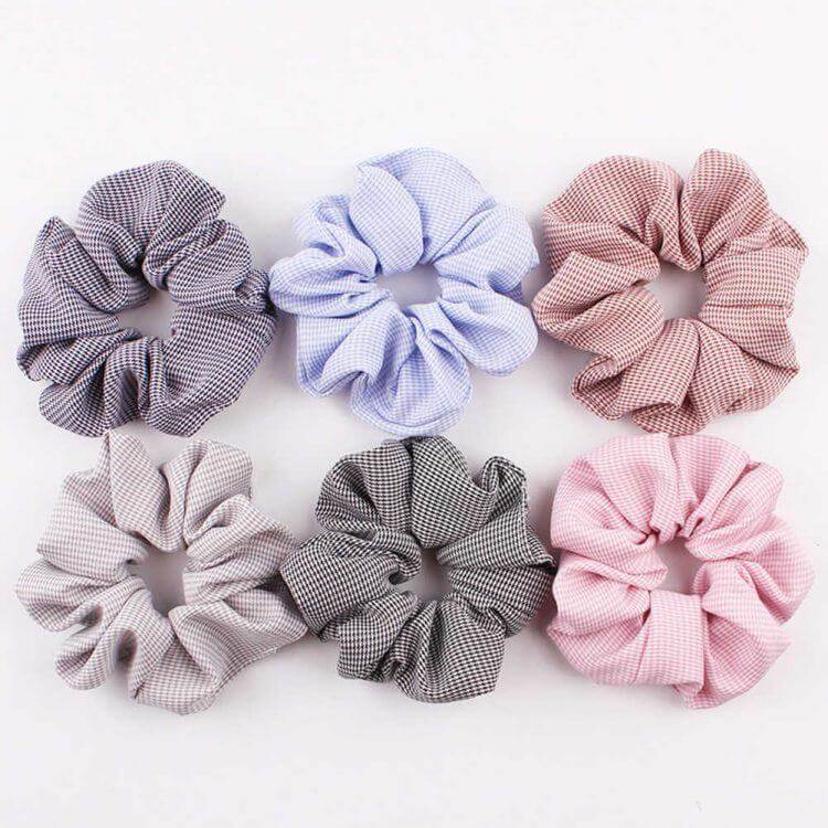 Những chiếc scrunchies xinh xắn với màu sắc và hoạ tiết đa dạng (Nguồn: Internet)