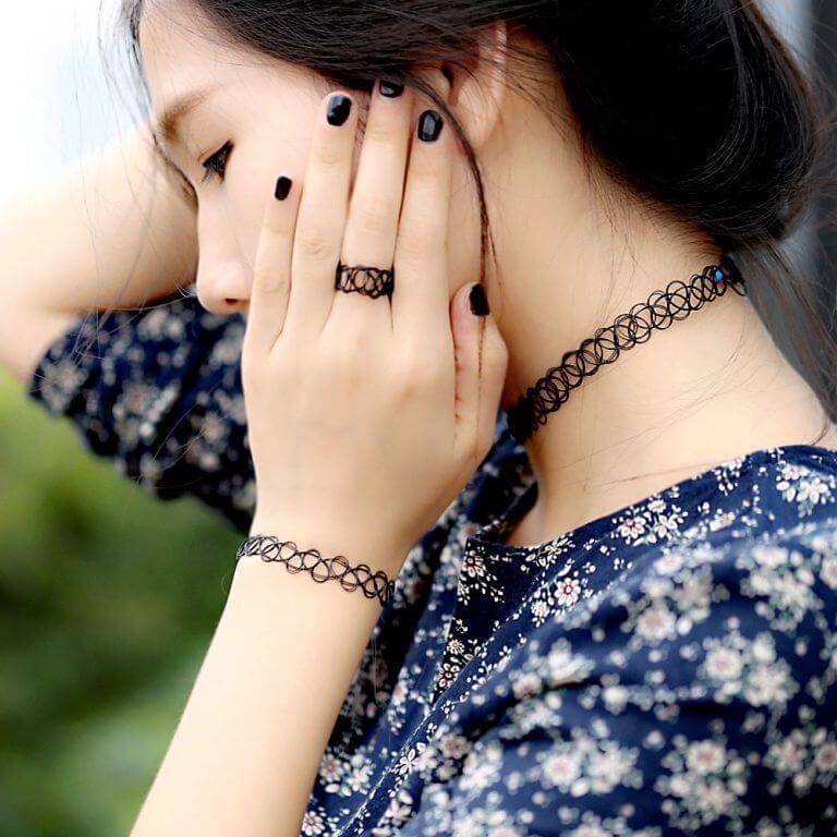 Bỏ túi cách làm vòng tattoo choker cho cô nàng cá tính ...