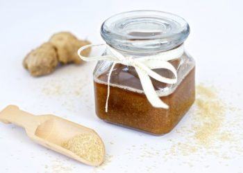 Làn da mịn màng với hỗn hợp tẩy tế bào chết tự làm