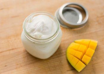 Tiết lộ phương pháp tự làm kem dưỡng da an toàn