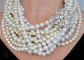 Sang trọng, quý phái với vòng cổ ngọc trai nhiều tầng 8 Sang trọng, quý phái với vòng cổ ngọc trai nhiều tầng