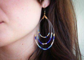 Khéo tay tự xỏ hoa tai hạt cườm cho cô nàng cá tính