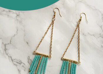 Khuyên tai tua rua đính cườm có cách làm khá nhanh chóng và đơn giản (Nguồn: Internet)