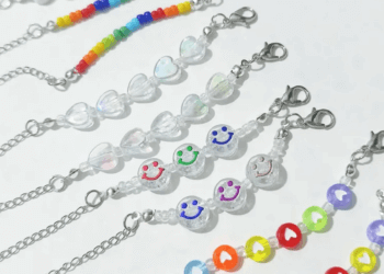 Tự tay làm đồ handmade từ hạt cườm đơn giản 26 Dây Giữ Khẩu Trang Handmade – Xu hướng mới cho giới trẻ 2023