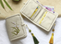 Cách làm ví cầm tay handmade siêu đơn giản ngay tại nhà 4 Cách làm ví cầm tay handmade siêu đơn giản ngay tại nhà